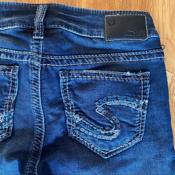 Silver Jeans - Picture 12 of 12